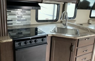 Comfort of Class A w/ the ease of a Class C