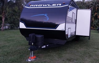 2023 PROWLER 303BH FAMILY READY