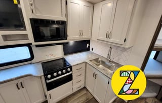 Z RV Adventures "EVA"