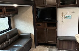 Jayco flight 294bhs- we deliver and set up