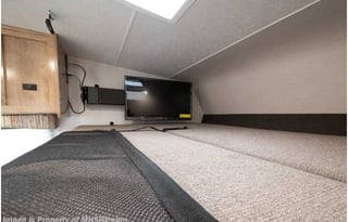 Coachmen leprechaun 270 qb