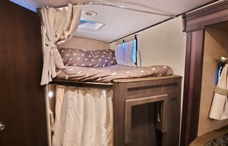 Back Wood's adventure camper