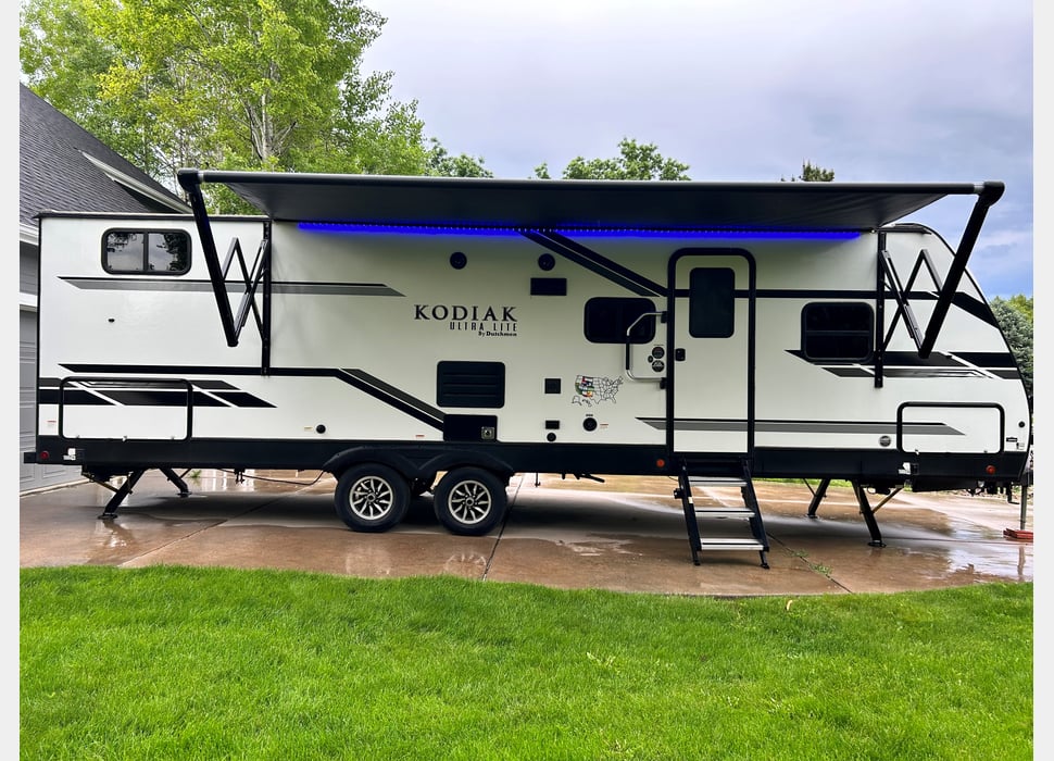 Travel Trailer rentals in Divide