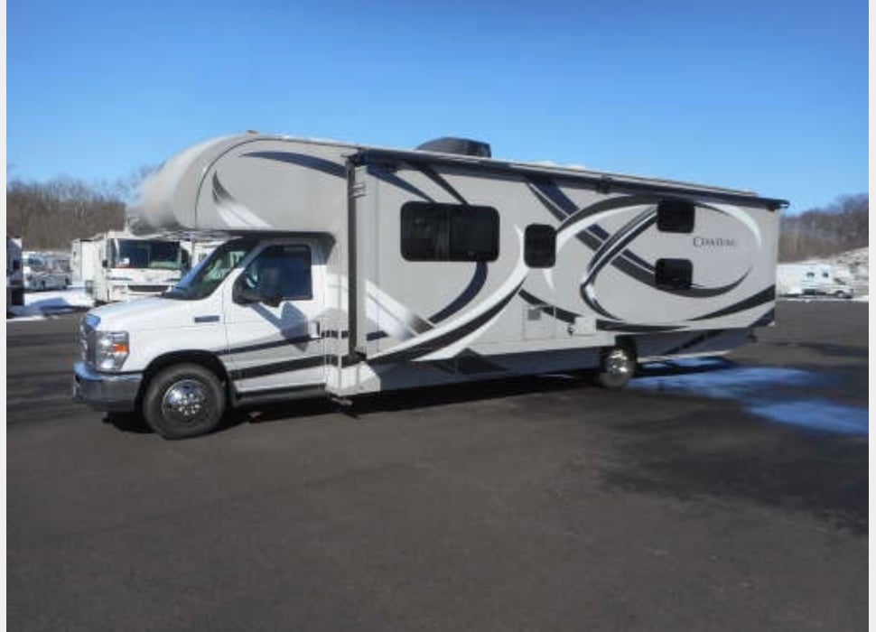 Class C Motor Home rentals in Knox