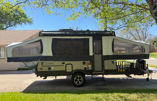 Pop Up Camper w/ Cargo Deck