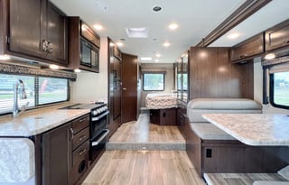 2020 Thor Motor Coach Freedom Elite