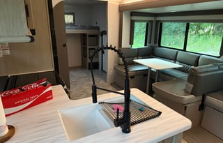Riley’s Getaway RV Rental
