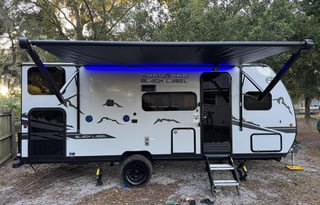 2025 Wolf Pup – Luxury Adventure/Compact Package!