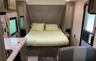 2020 Forest River RV Aurora 18RB