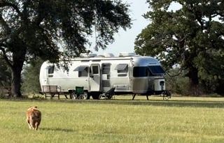 Airstream Glamping in Style/Remote OfficeStarlink