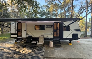 2025 Coleman Light with Bunkhouse