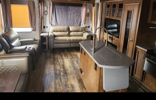 2019 Forest River RV Sabre 36BHQ