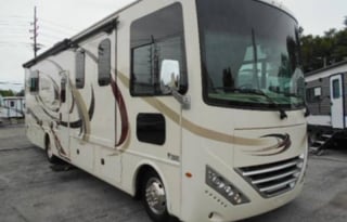 2019 Thor Motor Coach Hurricane 31Z