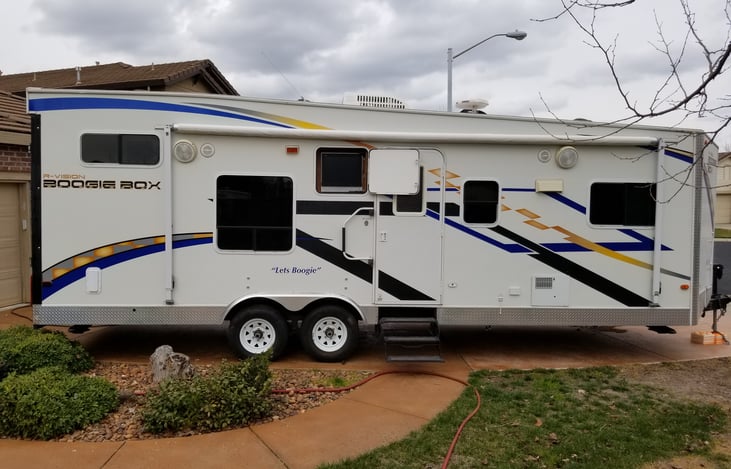 2007 R vision Boogie box ( TOY HAULER) | RVshare