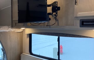 Movin & Groovin 2022 Coachmen RV Freelander