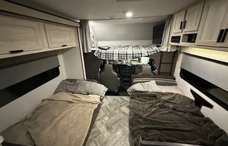 Ford Sunseeker Sleeps 10 In SoCal