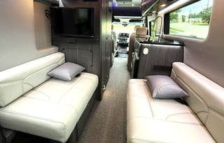 2023 Grech RV Strada-ion Lounge