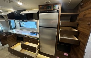 2024 Winnebago View Mercedes