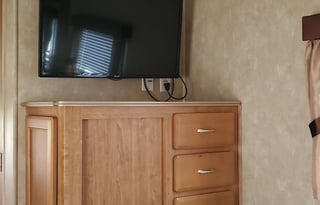 Family Friendly "Spirit" 5th wheel