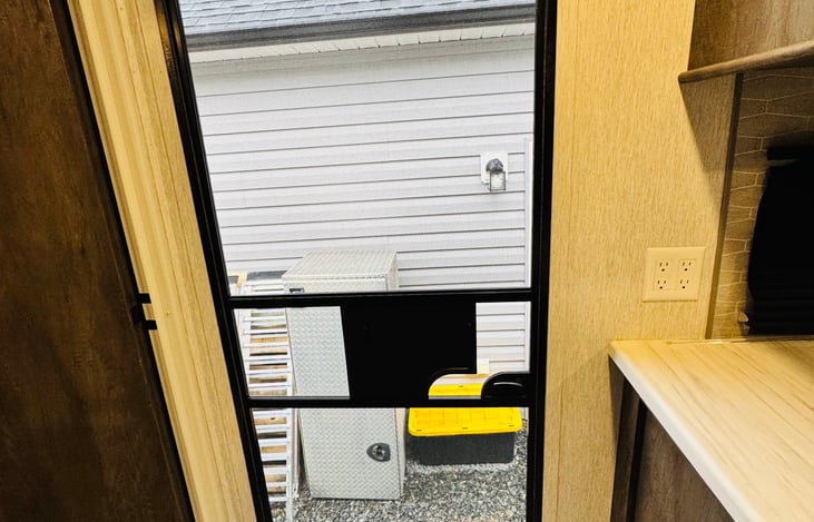 Main Entry door with screen door