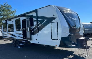 2023 Grand Design Momentum 30G