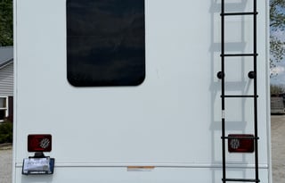2024 Entegra Coach Odyssey 31F Bunkhouse Adventure