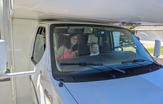 SUNSEEKER 25Ft W/ 3 SLIDES - RUSTY'S RV ADVENTURE