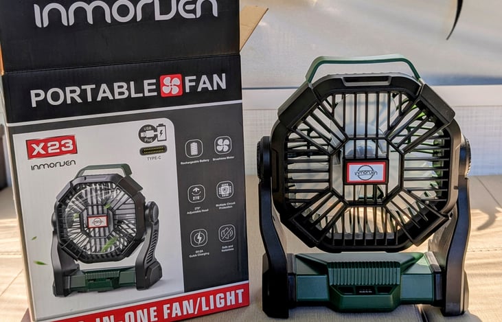 USB Fan/Light, that can be used with or without electricity. *Included