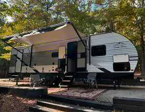 EAST TO WEST Della Terra 271BH