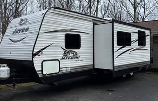 Jayco flight 294bhs- we deliver and set up