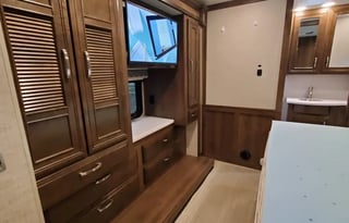 2022 Entegra Coach - Vision XL  36A