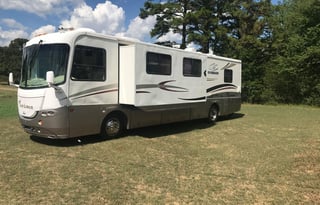 2003 Coachmen  Sportscoach Cross Country