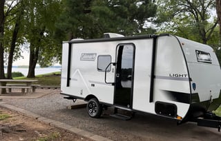 2025 Coleman Light 17BX