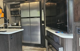 2019 Heartland Road Warrior 396