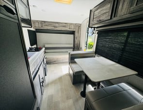 Forest River RV Salem FSX 179DBK