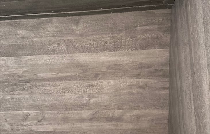 Over the bed outlets and USB ports for convenience.