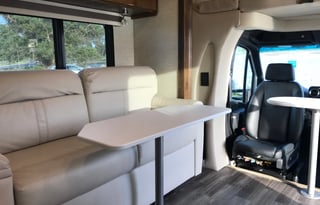 GLAMPING AT ITS FINEST /Mercedes Chassis/ Tiffen