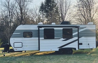 2022 TT “Nelly,” fully updated, pet friendly