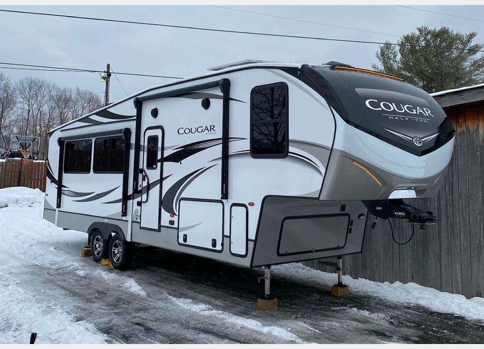 Fifth Wheel rentals in Cumberland
