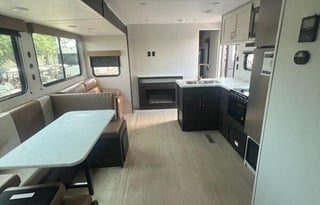 Josues family camper