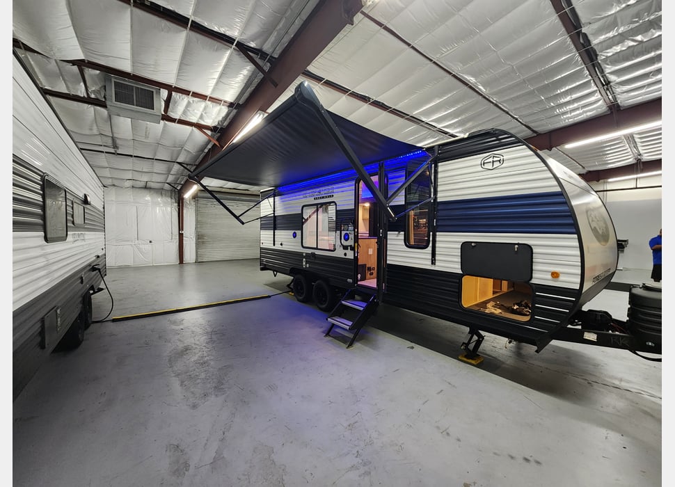 Travel Trailer rentals in Conroe