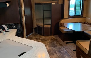 2014 Dutchmen RV Coleman Expedition CTS233QB