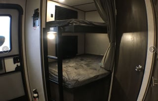 2021 Dutchmen RV Coleman Lantern Series 285BHWE