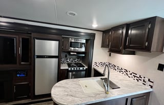 Gumpa's Getaway - Fully stocked and pet friendly!