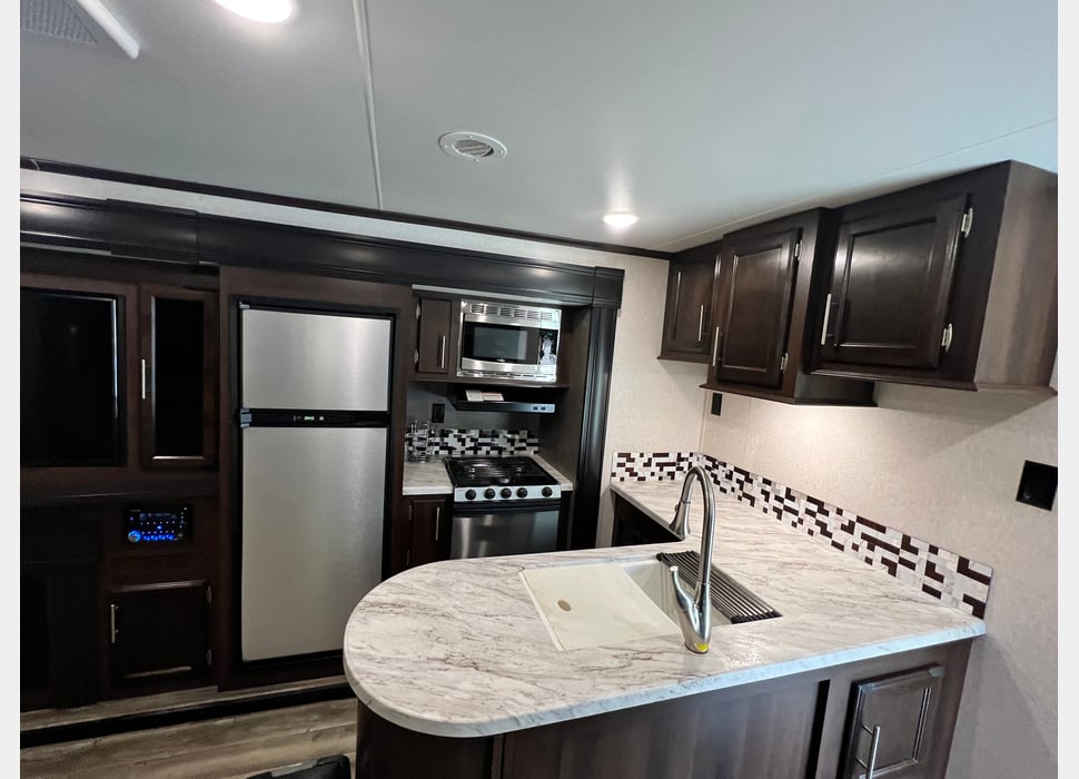 Travel Trailer rentals in Dallas