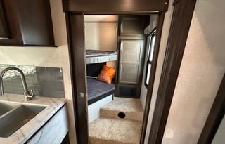 2021 Dutchmen RV Atlas 2942BHF