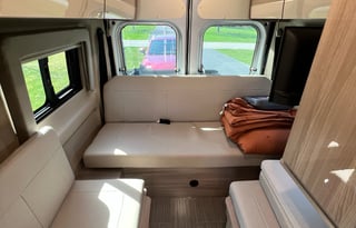 Luxury Camper Van for 6!