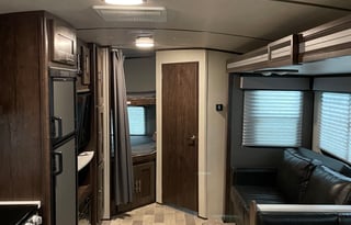 2020 Cruiser Radiance Ultra Lite 26BH