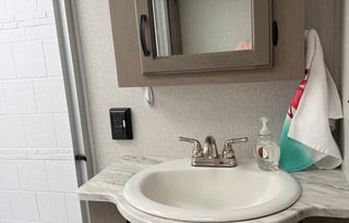 Special Labor Day Pricing!!! 5th Wheel Living