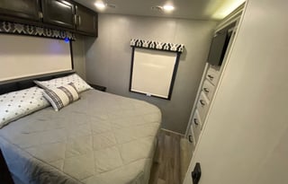 Journey  – Your All-in-One Adventure on Wheels